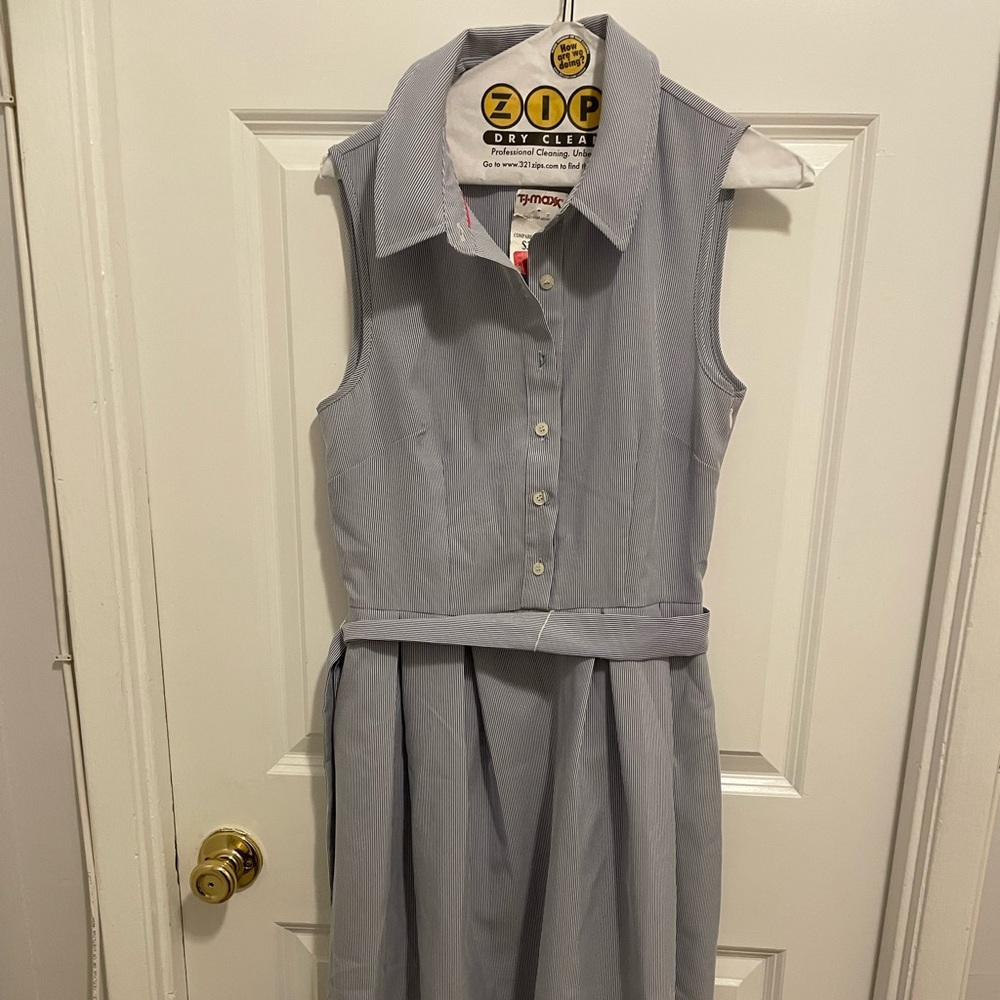 Jones New York blue and white striped dress